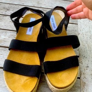 Steve Madden sandals